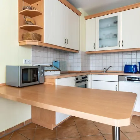 Lejlighed Ferienwohnung-2-kranich-villa-vogelsang-in-binz-3-raum-parkplatz-wlan-wintergarten-terrasse