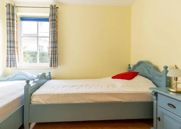 Ferienwohnung-2-kranich-villa-vogelsang-in-binz-3-raum-parkplatz-wlan-wintergarten-terrasse *